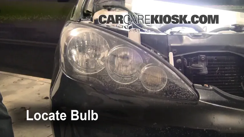 2006 Toyota Camry LE 2.4L 4 Cyl. Lights Turn Signal - Front (replace bulb)